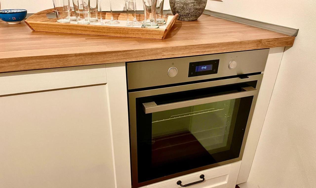 Voh Studio Mitten In Vohenstrauss, Smart-Tv, Parkplatz Buitenkant foto